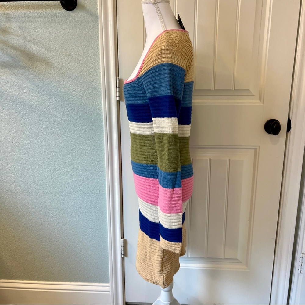Le Lis Pink Trim Tan‎ Knit Dress - Picture 4 of 7